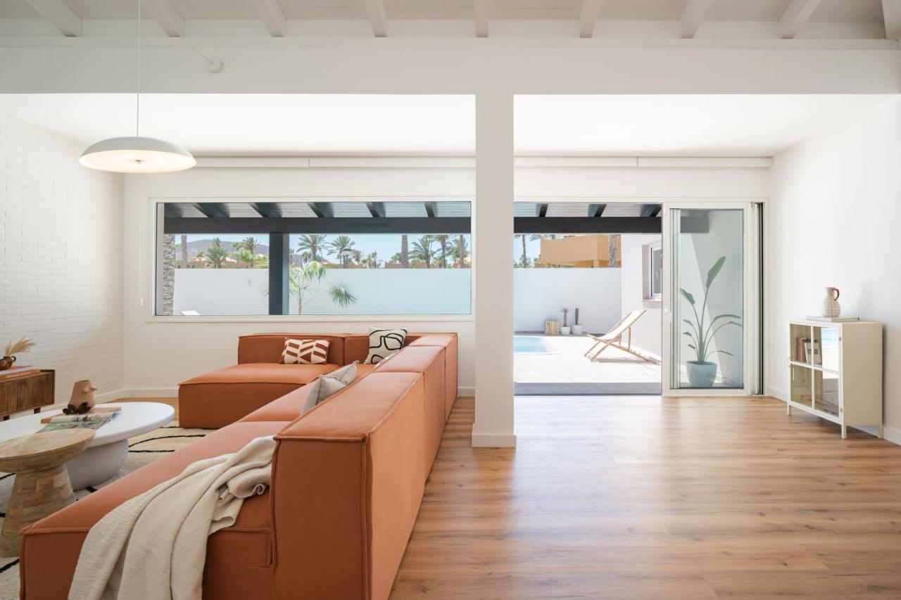 Villa Tropico - Design House With Pool In Corralejo Exterior photo