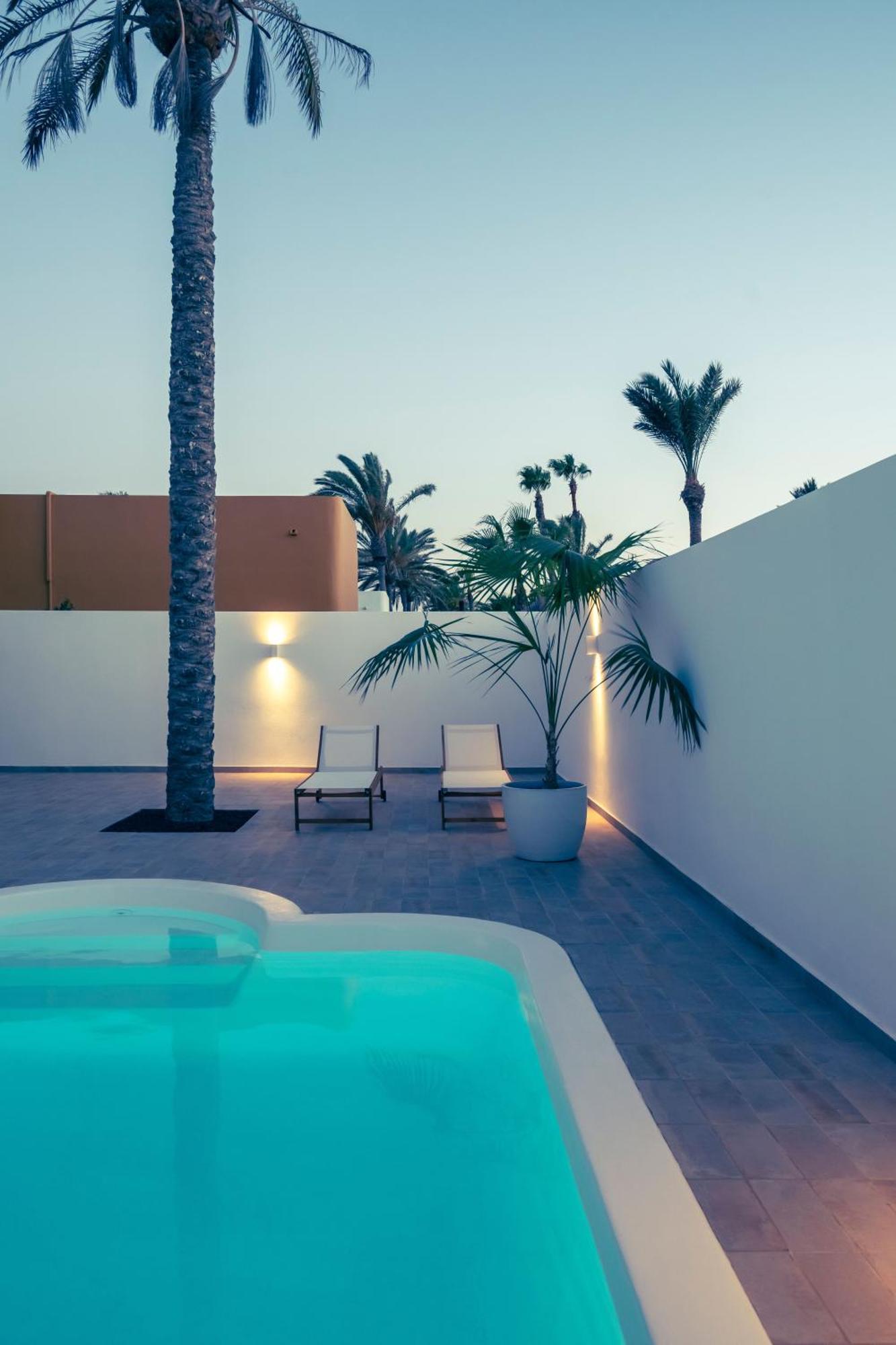 Villa Tropico - Design House With Pool In Corralejo Exterior photo
